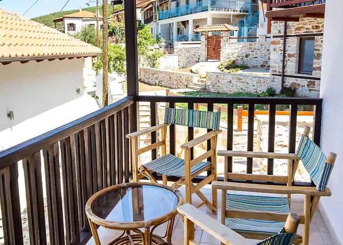 Cozy Traditional House In Thassos, Kallirachi Feriehus *