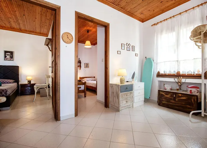 Cozy Traditional House In Thassos, Kallirachi Feriehus *