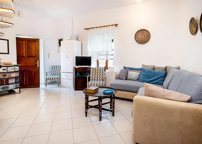 Cozy Traditional House In Thassos, Kallirachi