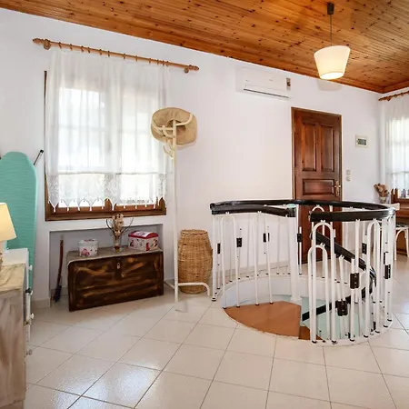 Cozy Traditional House In Thassos, Kallirachi 別荘 Kallirákhi
